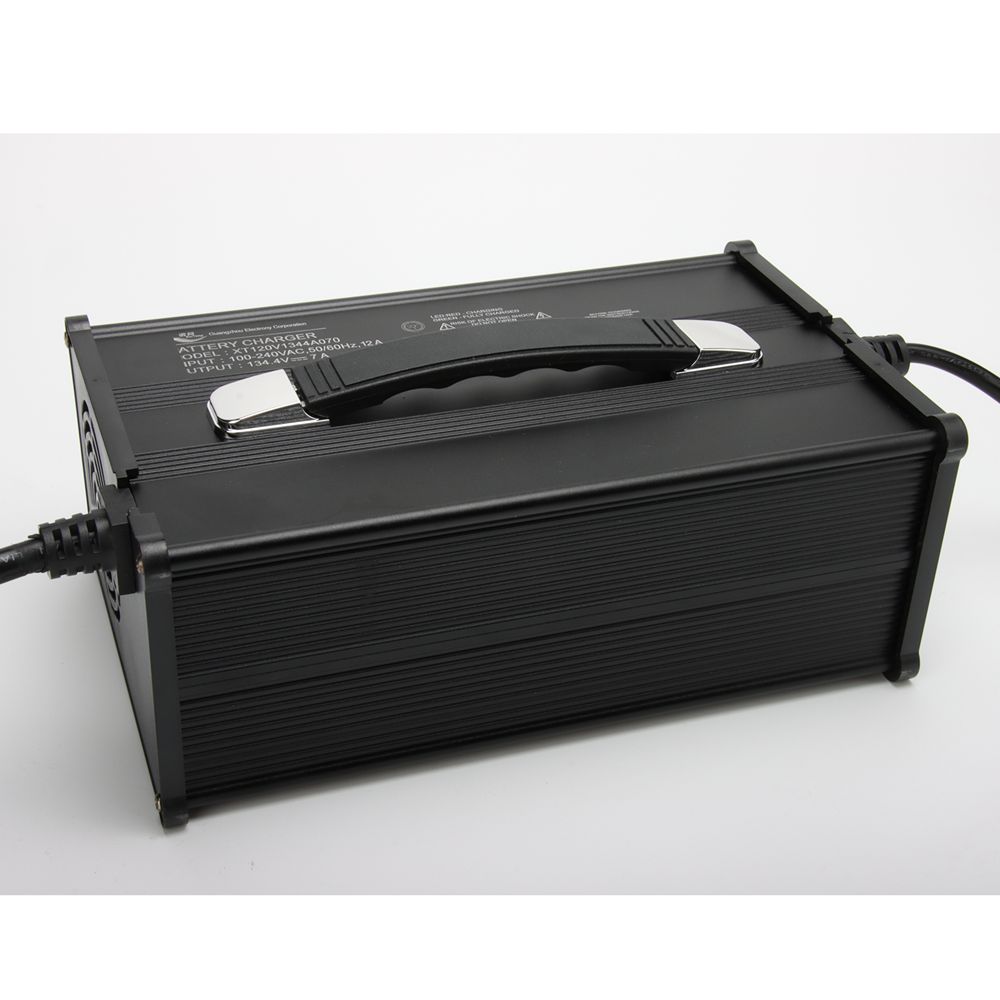 1000 W batterijlader