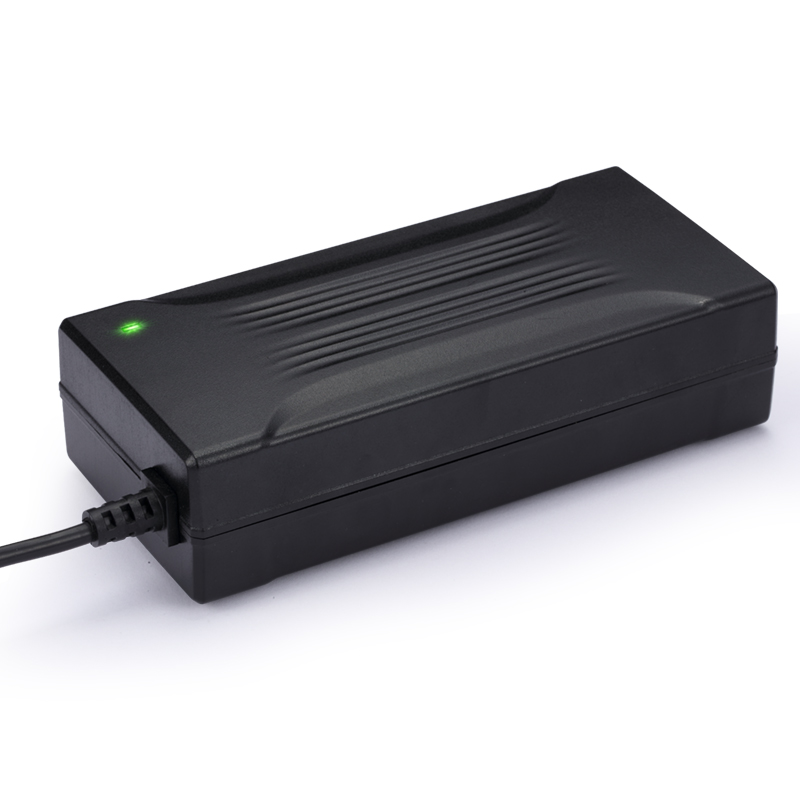 150 W batterijlader