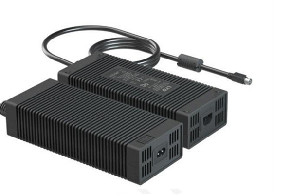 Voldoet aan uw behoeften op het gebied van krachtige adapters