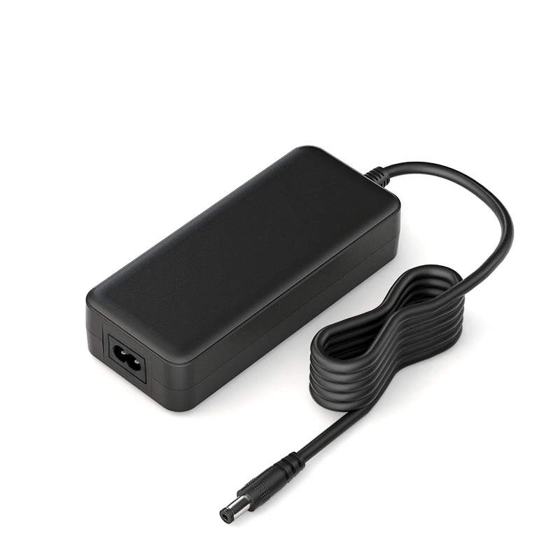 Klein formaat 200 W 24 V desktop AC/DC-voedingsadapter